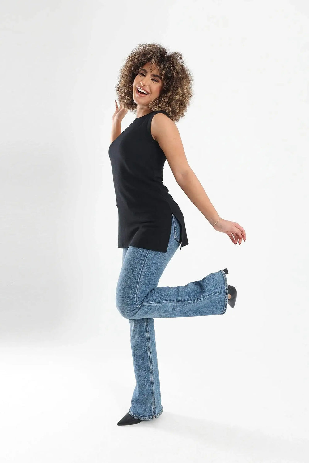 Sleeveless Slim Fit Top - Carina - كارينا