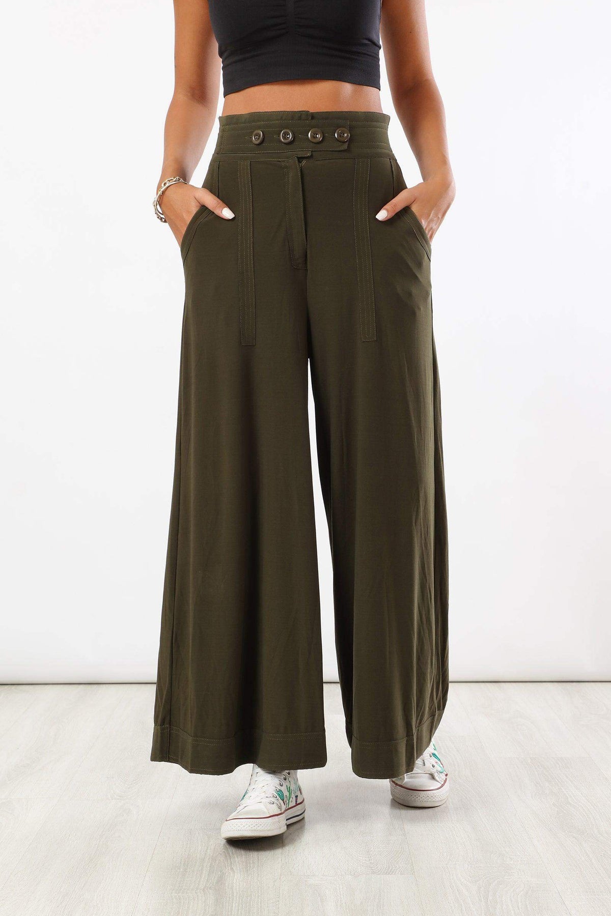 4 Buttoned Wide Leg Pants - Carina - كارينا