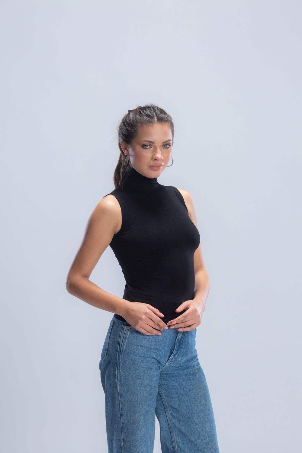 High Neck Sleeveless Top - Carina - كارينا