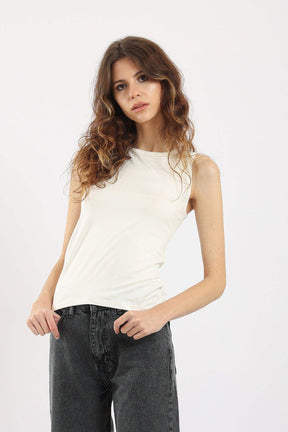 Sleeveless Crew Neck Top - Carina - كارينا