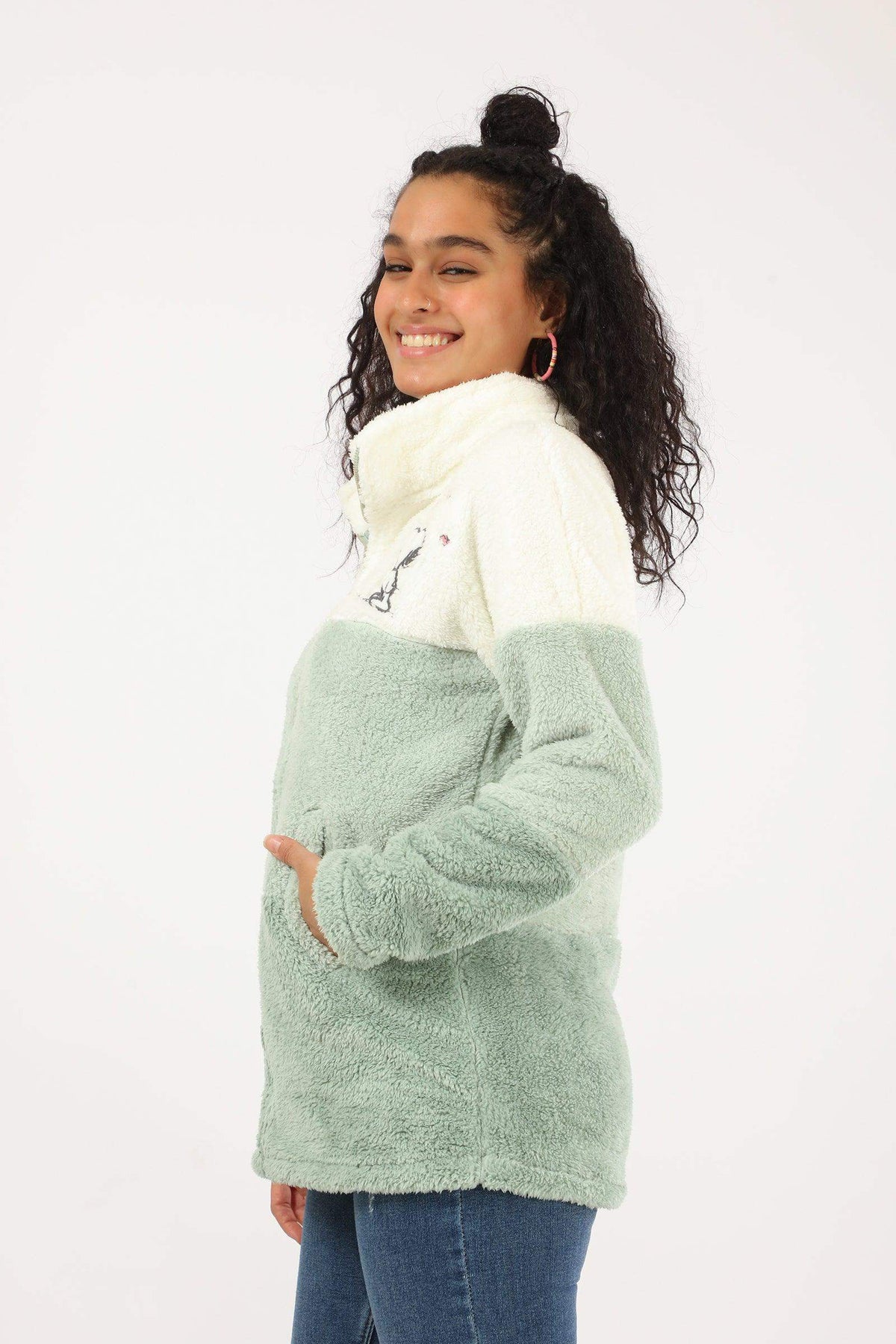 "Snoopy" Fuzzy Fleece Jacket - Carina - كارينا